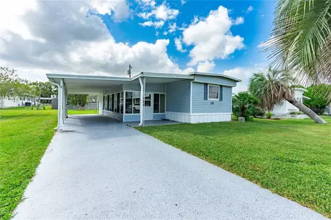 37400 Sandra Ave, Zephyrhills, FL 33542