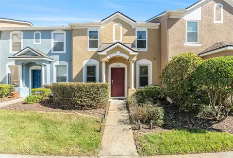 1228 Baronscourt Dr, Wesley Chapel, FL 33543