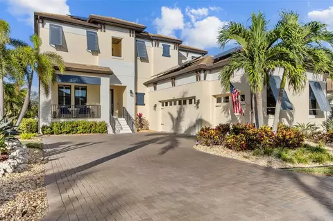 3029 Christophers Watch Ln, Ruskin, FL 33570