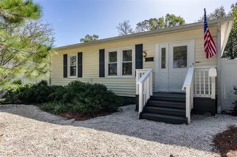 1054 46th Ave N, Saint Petersburg, FL 33703