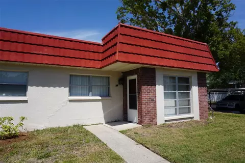 5860 38th Ave N #36, Saint Petersburg, FL 33710
