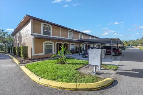 14645 Par Club Cir, Tampa, FL 33618