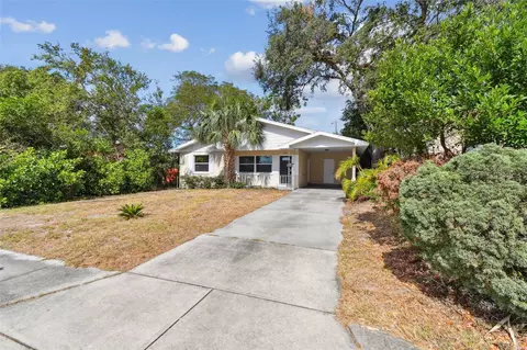 1432 De Leon St, Clearwater, FL 33756
