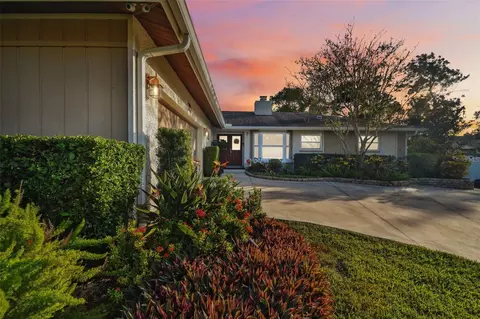 830 Park Ct, Palm Harbor, FL 34683