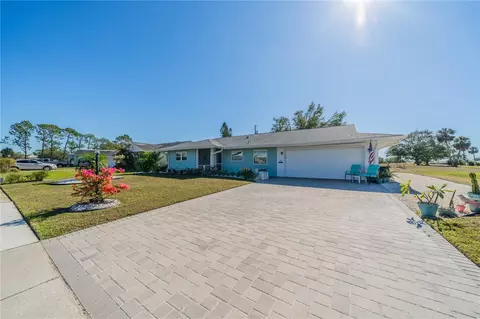 606 Ojai Ave, Sun City Center, FL 33573
