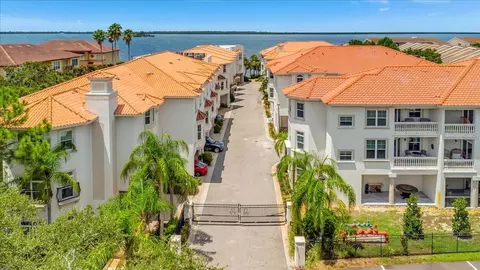 1340 Bayshore Blvd #406, Dunedin, FL 34698