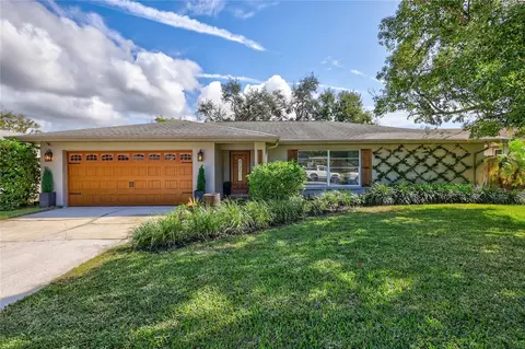 3385 Hyde Park Dr, Clearwater, FL 33761