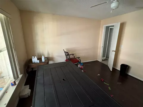 Living - 5018 Strada Dr, Winter Haven, FL 33880 photo 3 of 4