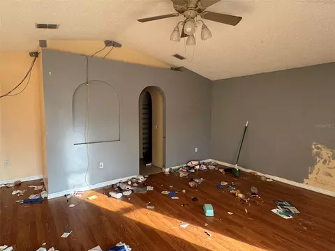 Living - 5018 Strada Dr, Winter Haven, FL 33880 photo 4 of 4