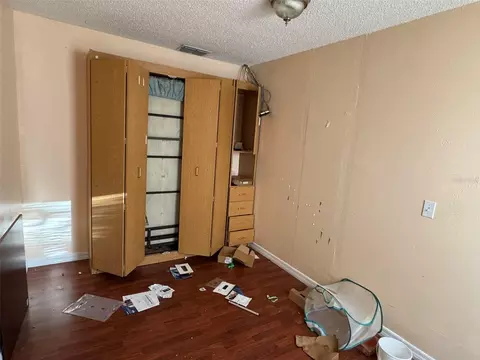 Bedroom - 5018 Strada Dr, Winter Haven, FL 33880 photo 2 of 2