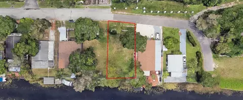 2608 Cyprus Dr, Palm Harbor, FL 34684