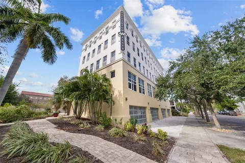 205 5th Ave N #202, Saint Petersburg, FL 33701