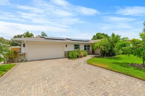 171 98th Ave N, Saint Petersburg, FL 33702