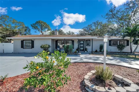 900 15th St, Palm Harbor, FL 34683