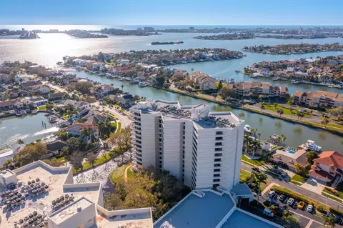 5950 Pelican Bay Plz S #303, Gulfport, FL 33707