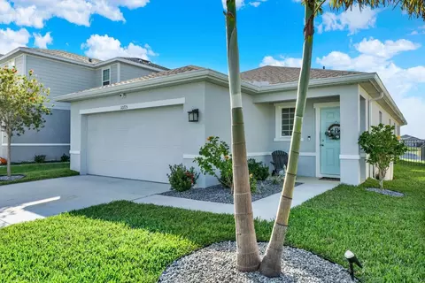 10715 High Noon Trl, Parrish, FL 34219