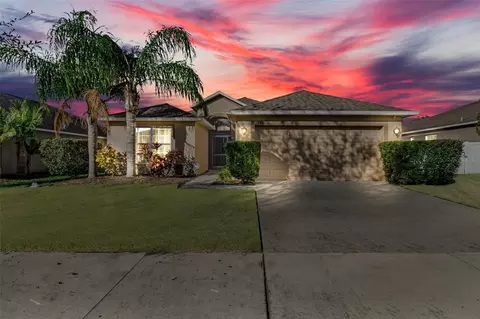 2429 Dakota Rock Dr, Ruskin, FL 33570