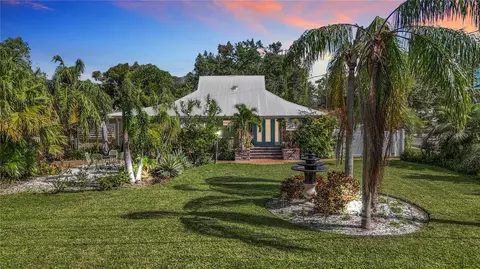 1220 5th St W, Palmetto, FL 34221