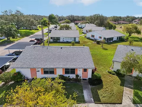 1902 Andover St #198, Sun City Center, FL 33573