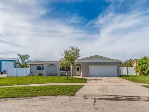 11088 112th St, Largo, FL 33778