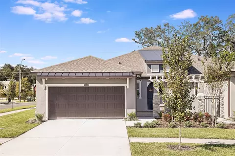 335 Villa Corte Dr, Lutz, FL 33549