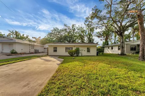 4620 Violet Ave, Sarasota, FL 34233