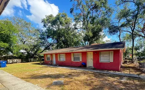 1204 E Seneca Ave, Tampa, FL 33612