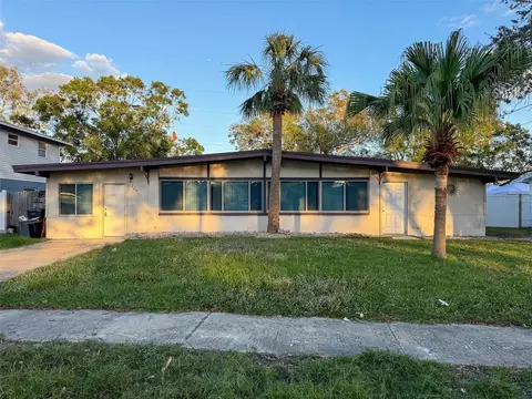 329 Country Club Dr, Oldsmar, FL 34677