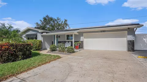 13783 83rd Pl, Seminole, FL 33776
