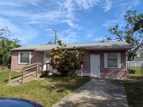 2064 Frances Ct N, Saint Petersburg, FL 33714