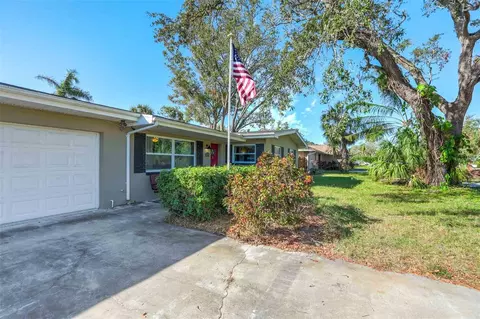 164 23rd Ave SW, Largo, FL 33778
