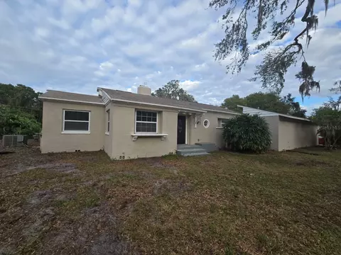 1124 Sunshine Ave, Leesburg, FL 34748