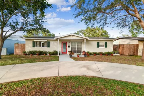 597 41st Ave NE, Saint Petersburg, FL 33703