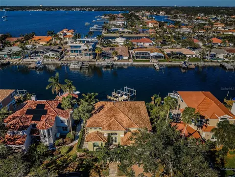 4603 Dolphin Cay Ln S, Saint Petersburg, FL 33711