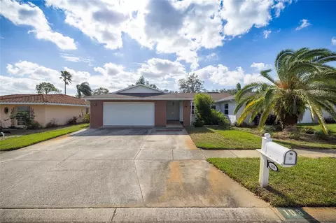 108 Forest Cir, Safety Harbor, FL 34695