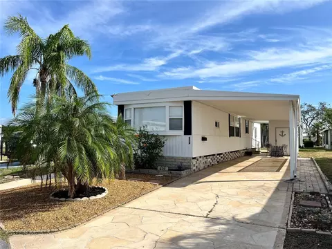 674 Mount Key Ave NE #626, Saint Petersburg, FL 33702