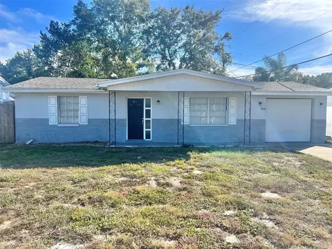 4718 Blossom Dr, Holiday, FL 34690