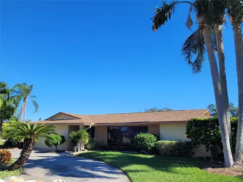 1900 Sandpiper Dr, Clearwater, FL 33764