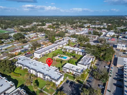 716 Oakgrove Dr #240, Brandon, FL 33510