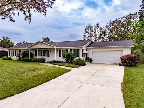 2009 Capri Rd, Valrico, FL 33594