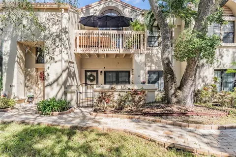 304 Los Prados Dr #304, Safety Harbor, FL 34695