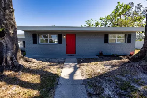 1302 Warrington Way, Tampa, FL 33619
