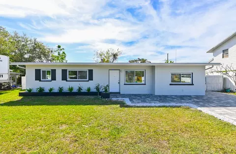 8616 Orchid, Seminole, FL 33777