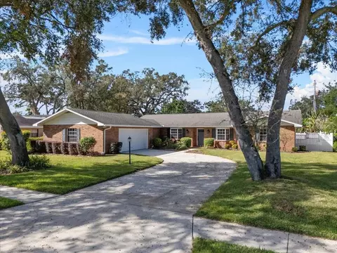 1021 Newport Ave, Lakeland, FL 33801