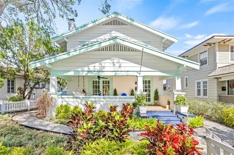 325 18th Ave NE, Saint Petersburg, FL 33704