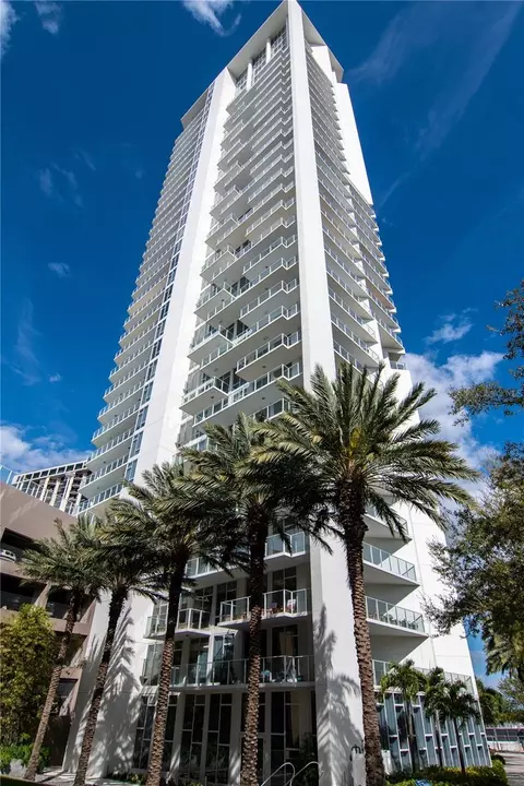 175 1st St S #806, Saint Petersburg, FL 33701