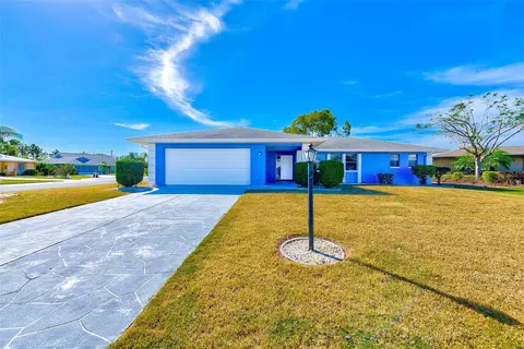 205 Grayson Ct, Sun City Center, FL 33573