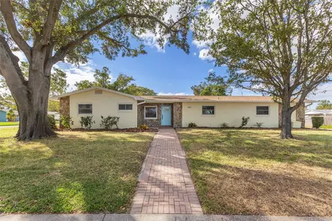 1200 56th St N, Saint Petersburg, FL 33710