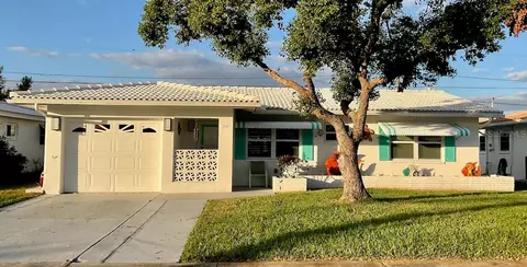 3847 97th Ter N #3, Pinellas Park, FL 33782