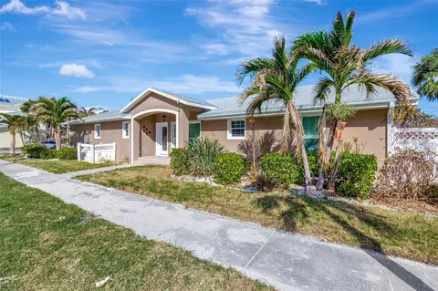 921 Eldorado Ave, Clearwater Beach, FL 33767